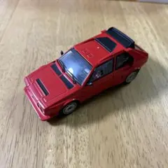 1/43 HPI 969 ランチア デルタ S4 プレーンカラーモデル レッド