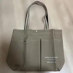 Cécile ノベルティ　ボリュームトートバッグ