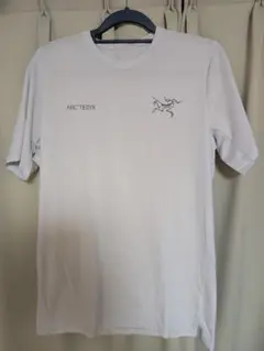 キャプティブスプリットTシャツ◆Mサイズ◆白◆アークテリクス