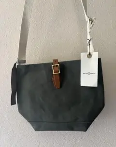 未使用タグ付　ARTS&CRAFTS コットンキャンバス　ショルダーバッグのサムネイル