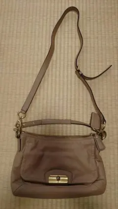 コーチショルダーバック