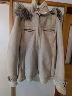 ベージュ ファー付きフード ジャケット裏起毛 Lサイズ