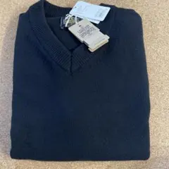 アーバンリサーチ 黒 Vネックセーター 新しいタグ付き