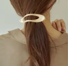 未使用品 ヘアクリップ スィック ウェーブ ライン GOLDY