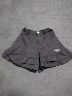 ３４３　メゾピアノ　Mezzo Piano ラメ入り黒ハーフパンツ 130cm