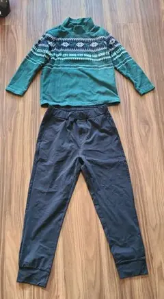 ユニクロ2点セット　フリース120㎝　ズボン130㎝