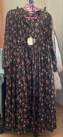 [新品]スタディオクリップ　ボタニカルプリントワンピース