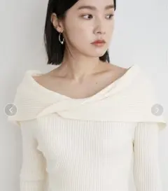 LILY BROWN ノットディテールロングスリットニット