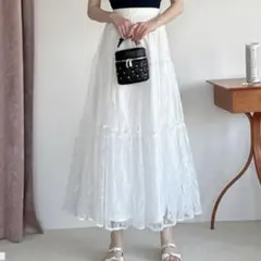 【新品未使用品】レース ティアードフレアロングスカート ホワイト