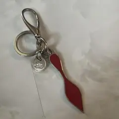 ✨極美品✨クリスチャンルブタン キーリング レッドソール ロゴ金具 赤