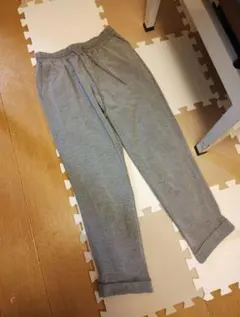 シンプリシテェ グレー パンツ