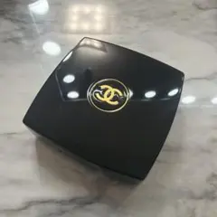 CHANEL アイシャドウ 46 ハイ プロファイルのサムネイル