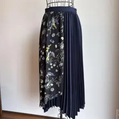 【美品】花柄プリント アシンメトリー プリーツスカートのサムネイル