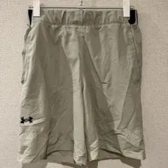 アンダーアーマー 無地 ショートパンツ メッシュ 裾パンチング ナイロン ジムのサムネイル