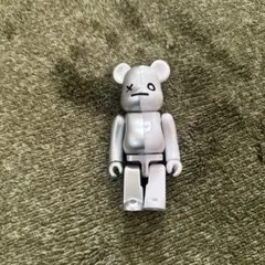 BT21 ベアブリックフィギュア　VAN ver.