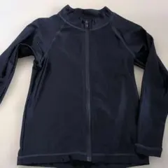 ネイビーのジッパー付きラッシュガード