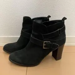 DIANA 黒 バックル付きブーティ ショートブーツ　25㎝　太ヒール