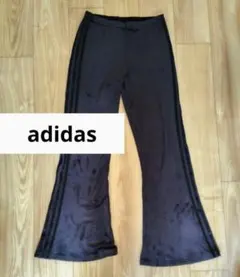 adidas ベロアジャージパンツ 黒