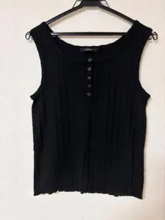w closet リブ編み　タンクトップ　ブラック　黒　ノースリーブのサムネイル