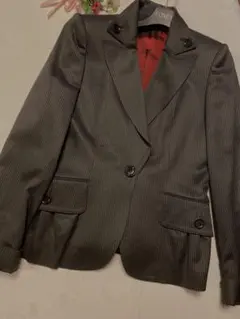 赤 テーラードジャケット