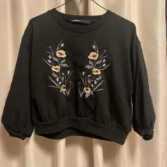 アズノウアズ　花刺繍　黒　ブラック　トレーナー　長袖　丈短め