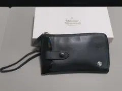 Vivienne Westwood ブラック長財布 ストラップ付き