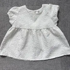 【95cm】白 フリル袖トップス ジャガード風　タグなし未使用品のサムネイル