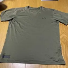 Under Armour クルーネックTシャツ オリーブ