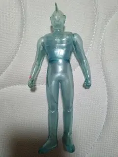 透明ウルトラマンフィギュア