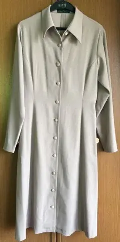ベージュシャツワンピース11号サイズ