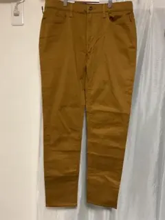 UNIQLO ウルトラストレッチ　カラージーンズ　ブラウン　L