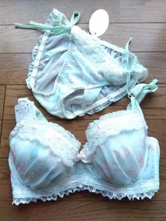 パリシェ　ミント系　キャンディー柄 上下セット ブラジャー ショーツ