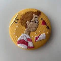 ジブリ　刺繍ブローチコレクション　缶バッチ