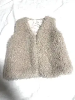 韓国子供服　ファーベスト　100サイズ相当