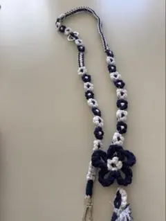 花モチーフ スマホショルダーストラップ