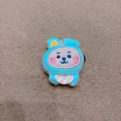 BT21 ファミマ限定 オリジナルぬいぐるみバッジ COOKY クッキー