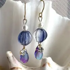 ハンドメイド 青紫色ビーズ ピアス719