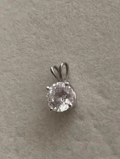 K14 WG ホワイトゴールド ペンダントトップ 1ct クリアストーン0.9g