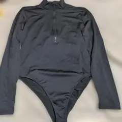 1214 948 B フロントジップボディスーツ　L