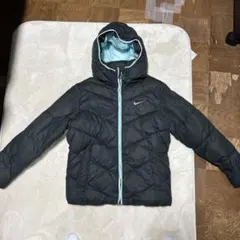 Nike フード付き中綿コート 黒