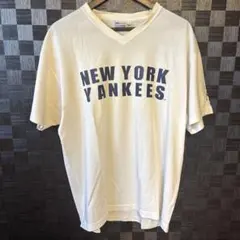 MLB NewYorkYankees ニューヨークヤンキースVネック TシャツLのサムネイル