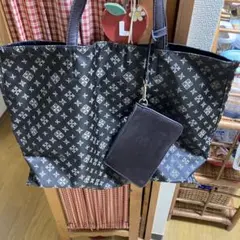 ラシット　トートバック今週日曜日で解除させて頂きすす