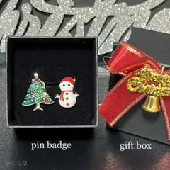クリスマス　クリスマスツリーピンバッジ/雪だるまピンバッジ　2点セット