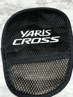 トヨタ ヤリスクロス ムートン調 ブラック 車内アクセサリーのサムネイル
