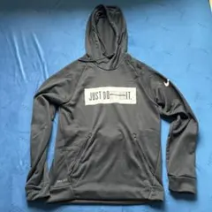 ‼️SALE送料込み‼️Nikeプルオーバーパーカー黒