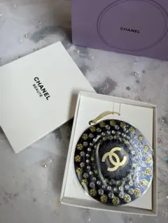 シャネル　CHANEL2025ホリデー限定オーナメント