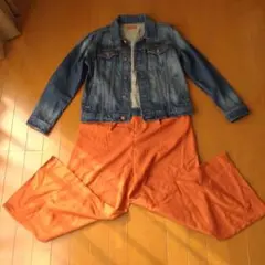 デニムジャケットとオレンジパンツセット Ｌサイズ