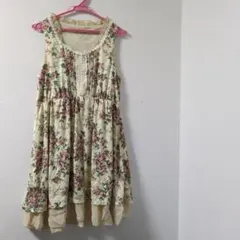 axes femme 花柄ノースリーブワンピース M
