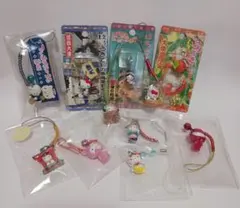 【おまとめ】ご当地キティ★ 根付け&ファスナーチャーム　11個セット