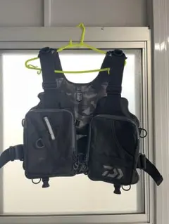 Item thumbnail for item c5e3c589-4e23-44d8-95d7-9f04ae5ad2a3